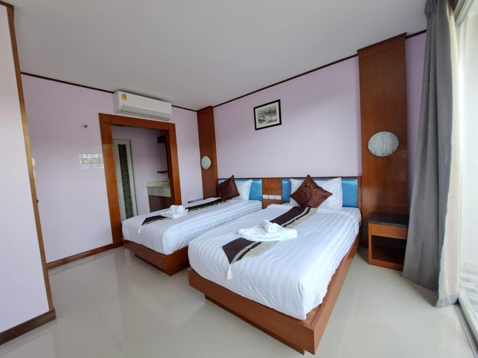 Hotel La Piccola Pantai Kata